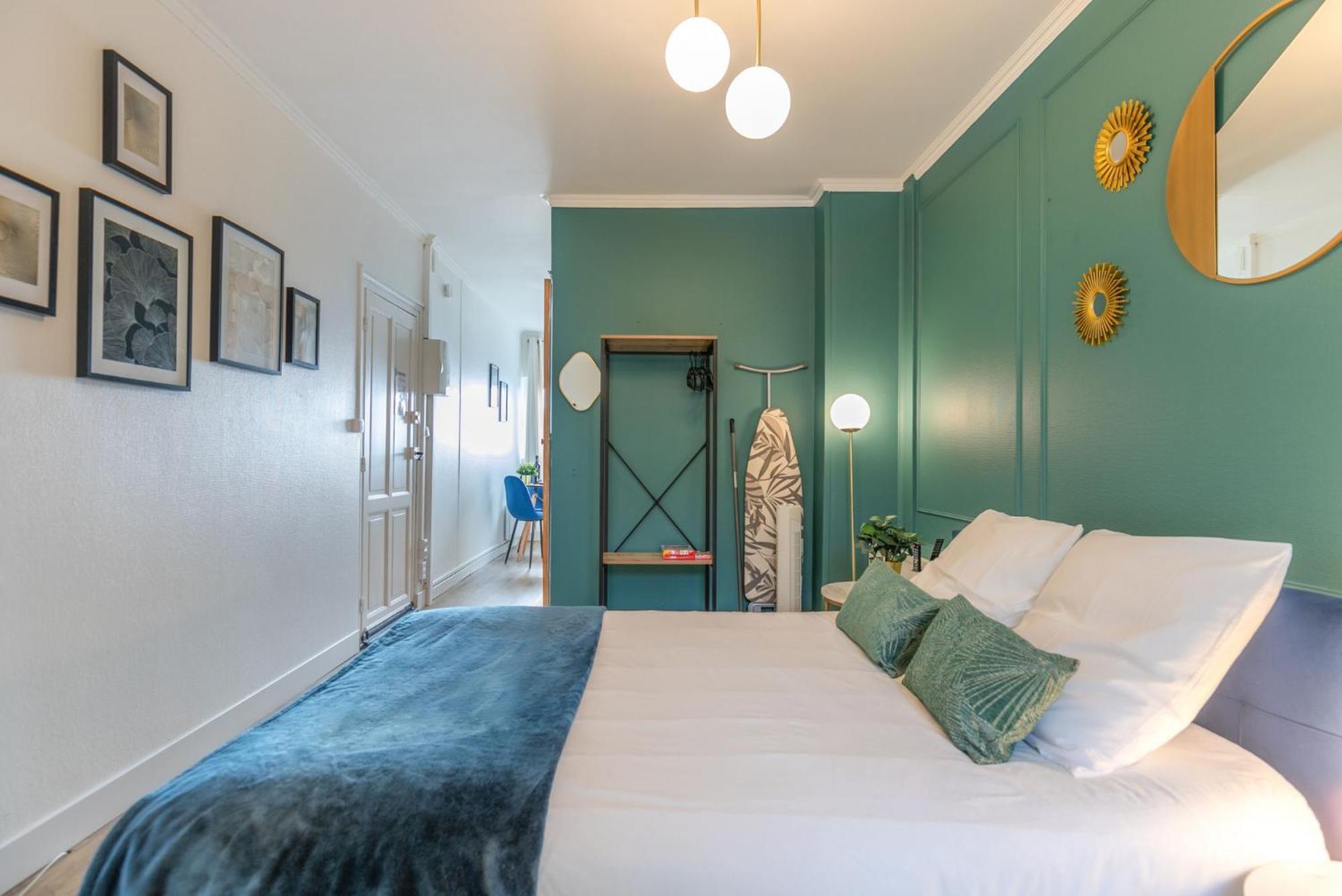Le Neo - Studio Chic Avec Sa Cour Privative Et Fibre Bergerac Kültér fotó